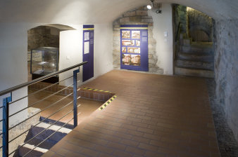 Cellar vault with exhibition panels