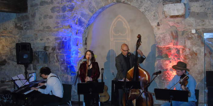 Ungewohnte Klänge am ungewöhnlichen Ort