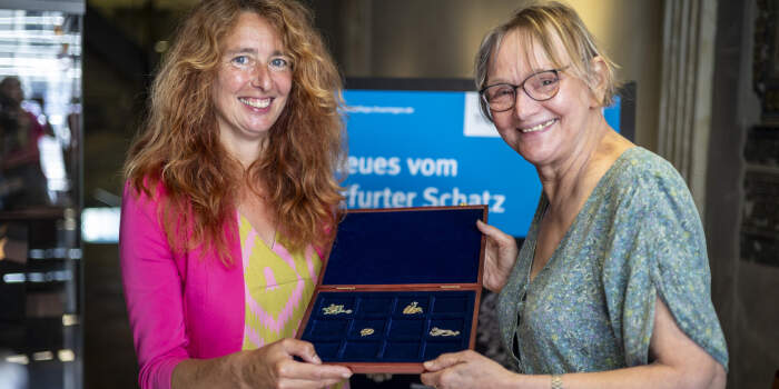 Neu aufgetauchte Fundstücke aus dem Erfurter Schatz vorgestellt