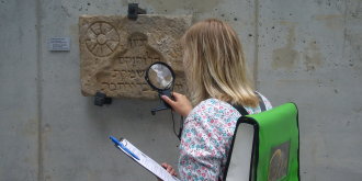 Interner Verweis: "Lieblingsstück" – Ausstellung in der Kleinen Synagoge