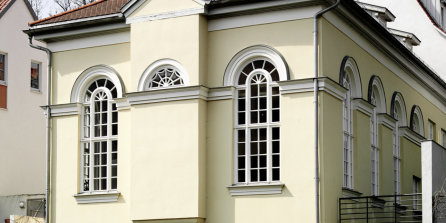 Interner Verweis: Die Kleine Synagoge